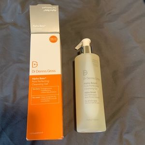 Dr. Dennis gross alpha Beta pour perfecting cleansing gel